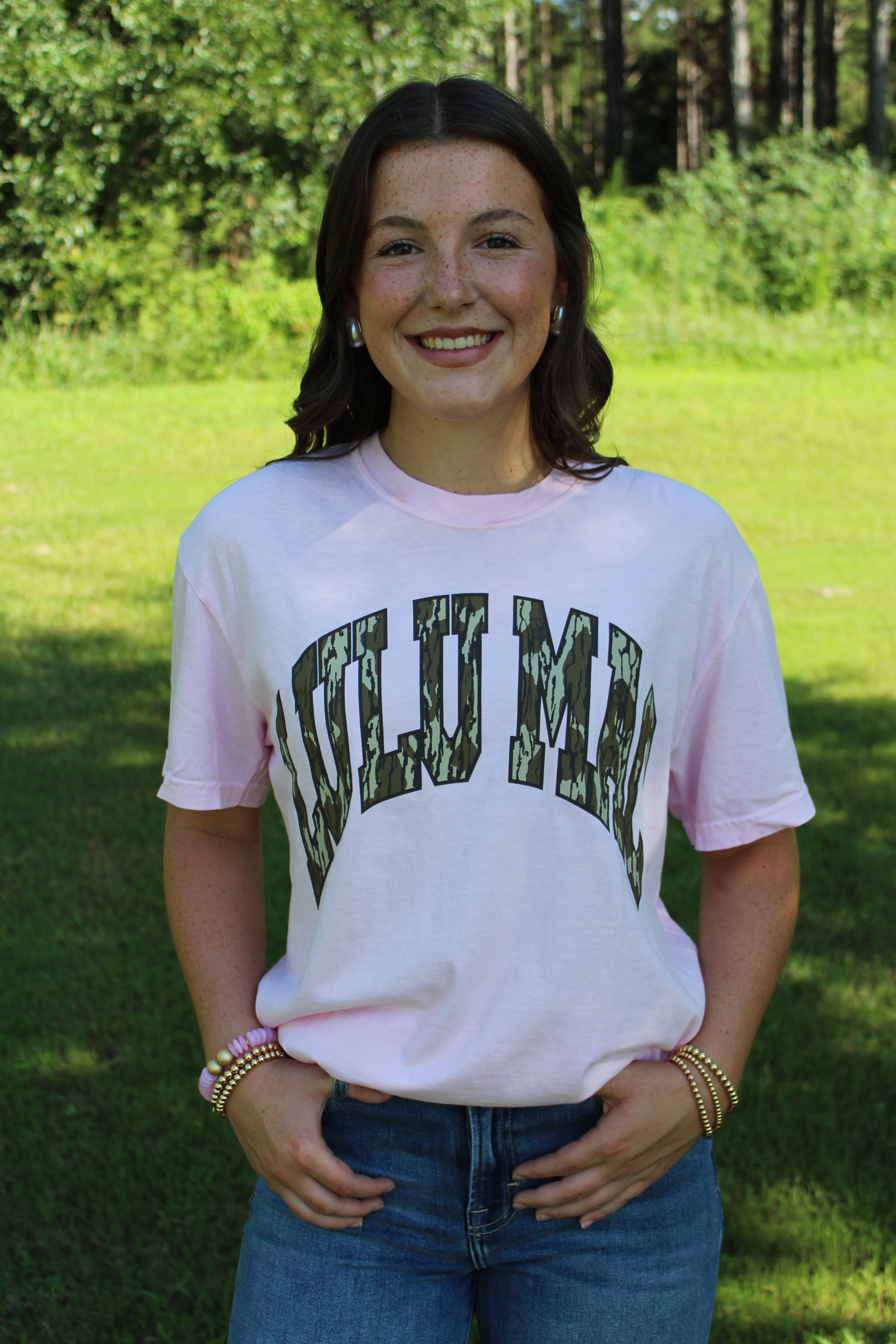 Lulu Mac Tee- Light pink/ Mossy Oak