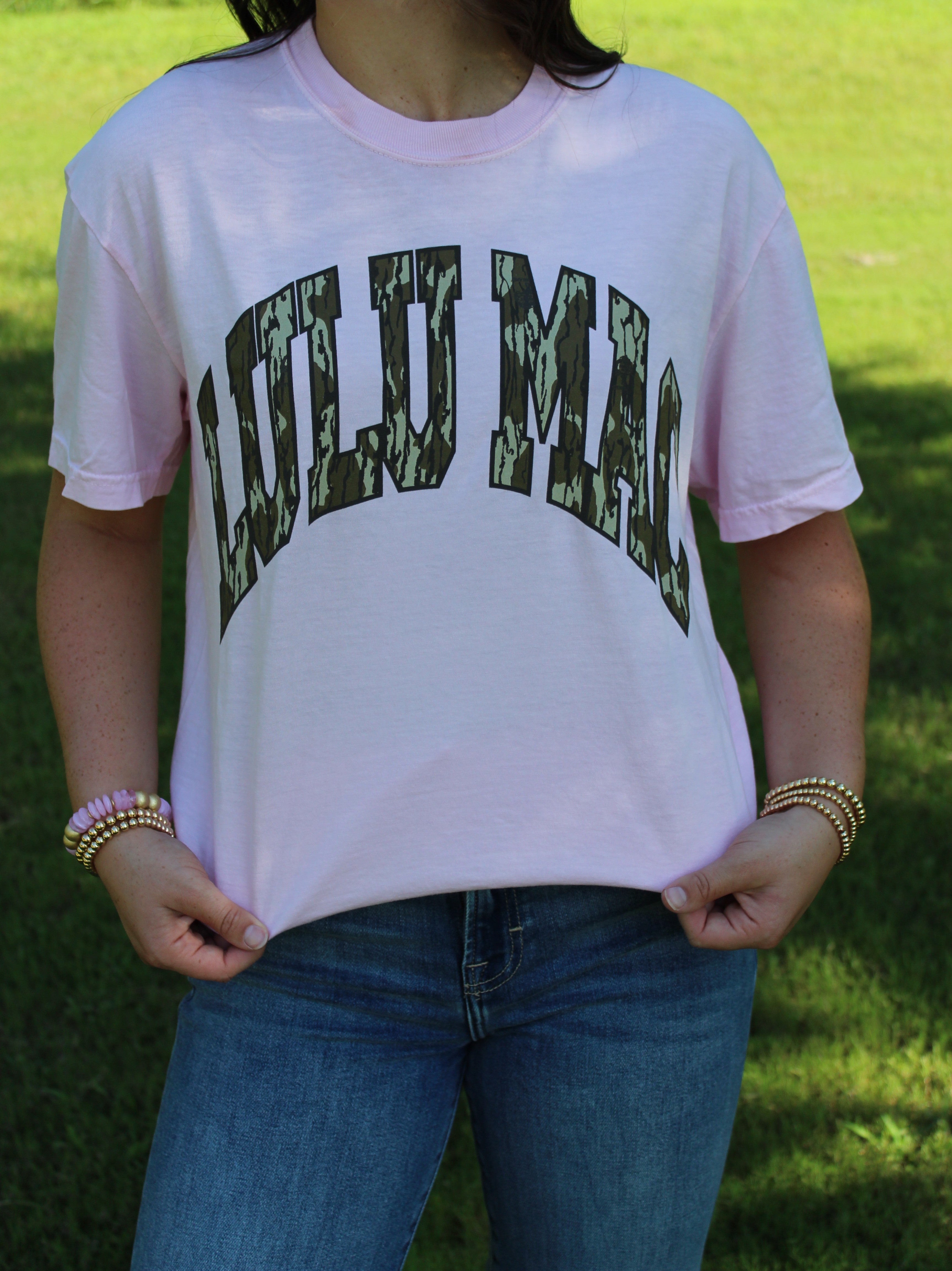 Lulu Mac Tee- Light pink/ Mossy Oak